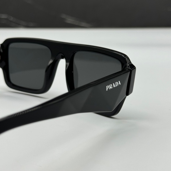 NEW PR A05S 16K08Z PRADA BLACK GREY SQUARE SPR A05 16K08Z UNISEX SUNGLASSES - Picture 7 of 11
